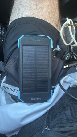 Blavor solar powered wireless charger