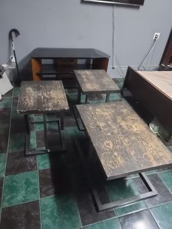 3 Piece Living Room Set / Coffee Tables