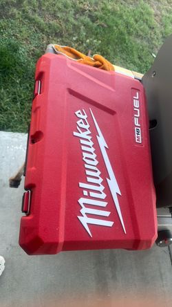 Drill Milwaukee M18 FUEL 2-Tool Combo Kit,