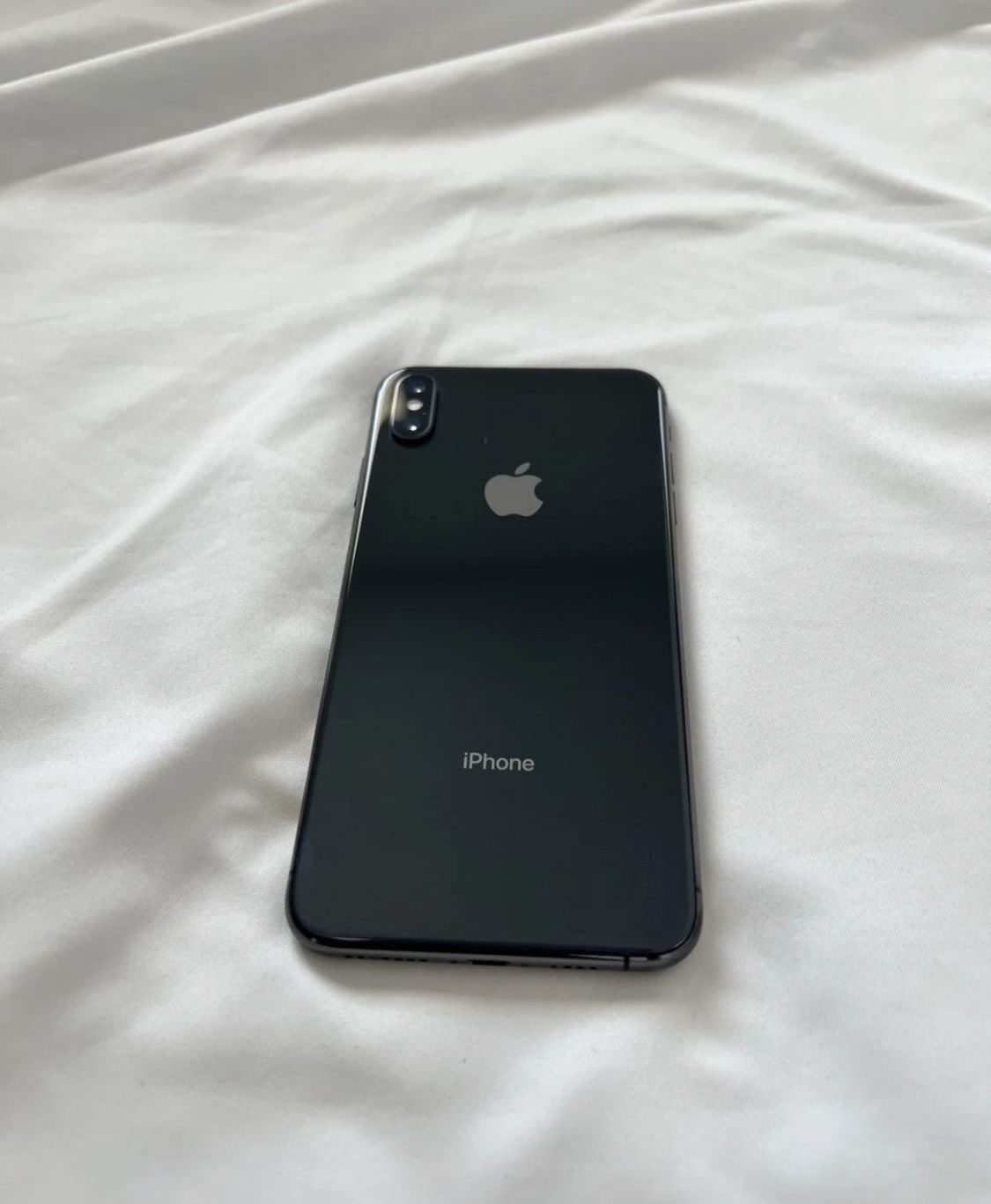 XS Max Unlocked