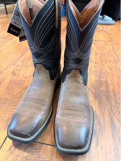 Ariat western cowboy boots (brand new)