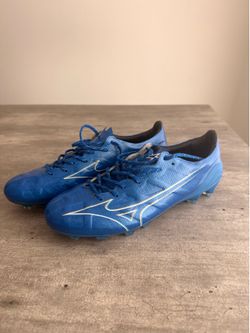 Mizuno Alpha Elite