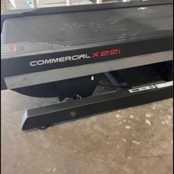 NorticTrack X22i commercial incline treadmill -iFit and weight set Included