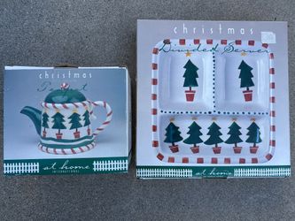 Christmas Teapot And Divided Serving Tray