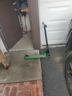 34 Inc Mongoose Scooter