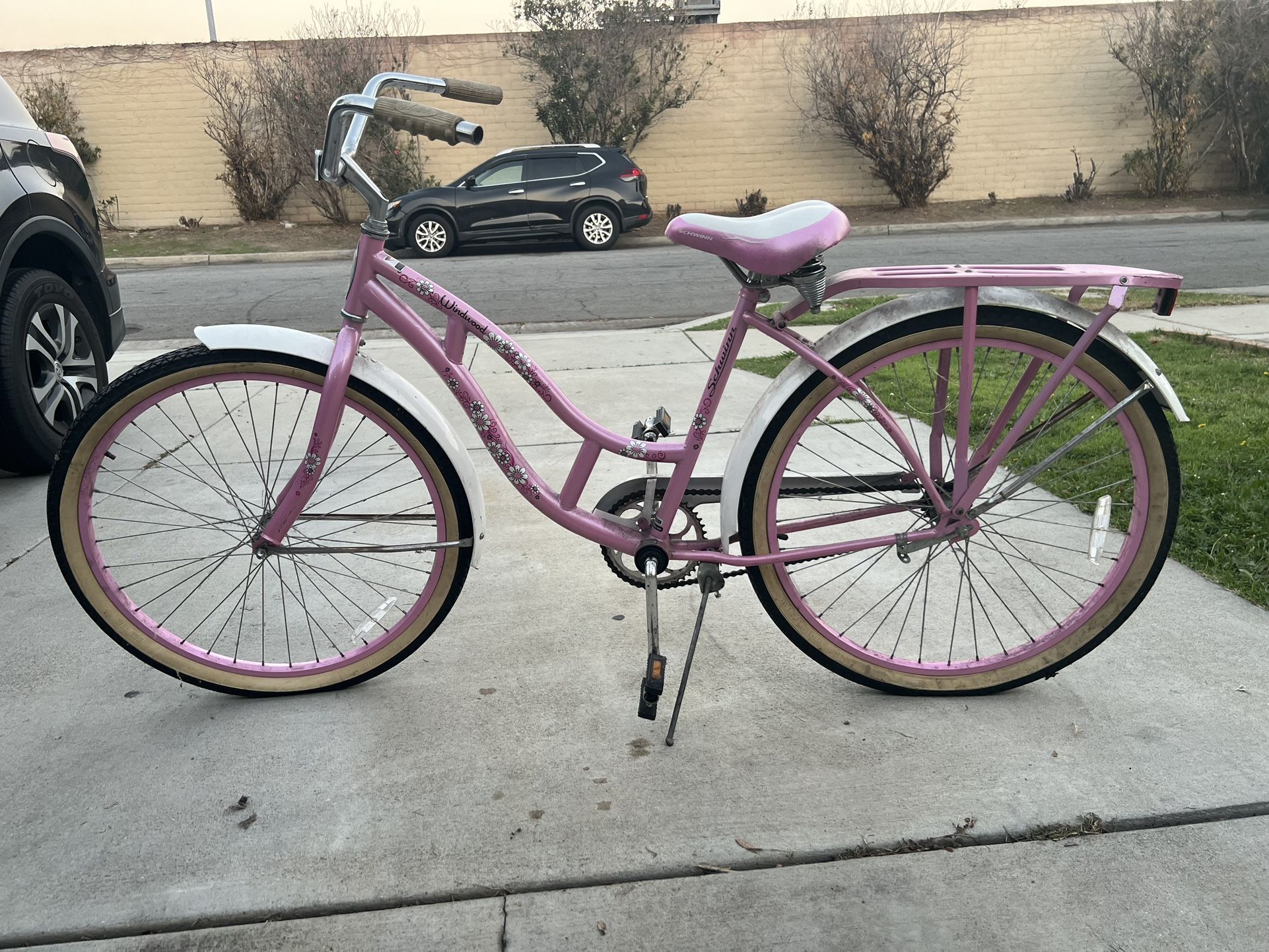 Schwin Beach cruiser Bike