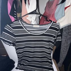Women’s Black & White Striped T-Shirt Medium 