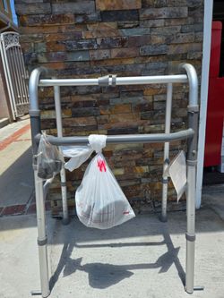 Walker Folding
