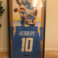 2020 Justin Herbert Signed Chargers Jersey Framed 