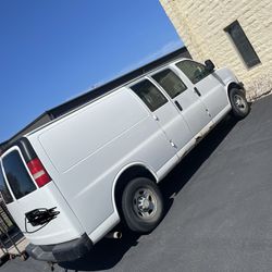 2007 Chevy Express Cargo 2500