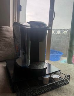 Keurig Coffee Maker with K-Cup Storage Drawer