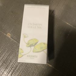 Hermes Un Jardin Sue Le Nil