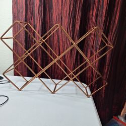 (Gently Used) Rose Gold 8-Bottle Countertop Wine Rack — perfect 🎁 idea. 