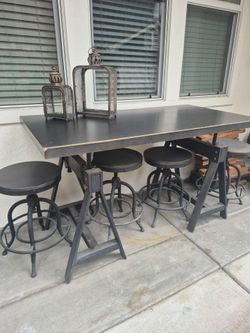 Outside table with four chair heavy duty metal adjustable moving up and down