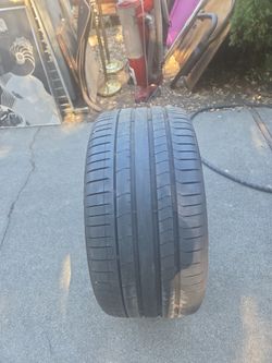 Used Pirelli 315/35 R 21
