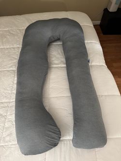 Pregnancy body pillow