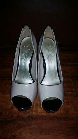 Jessica Simpson heels