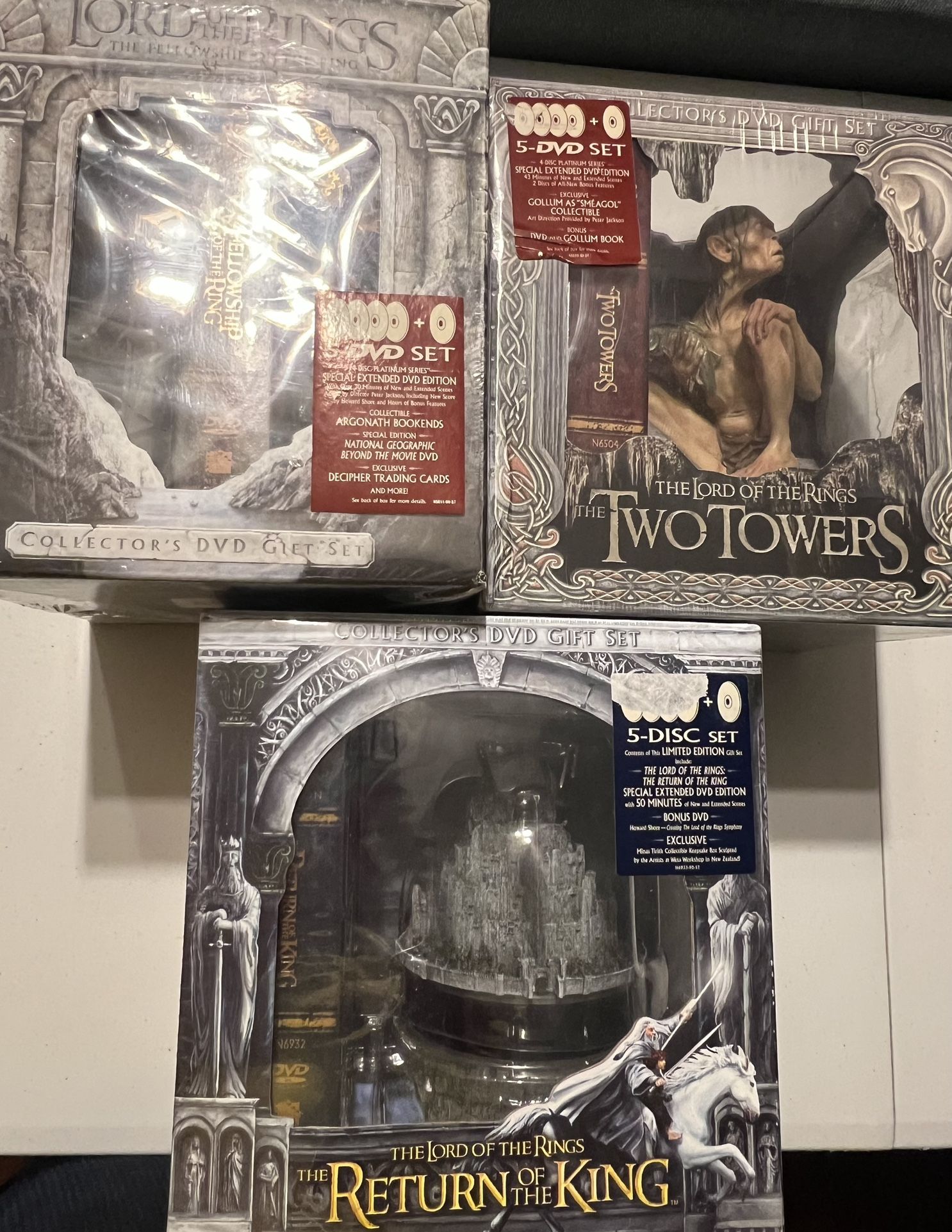 Lord Of The Rings Trilogy Collectors Box Set of 3 NEW