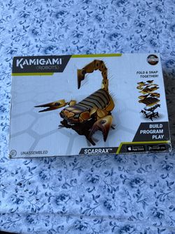Kamigami robot Scarrax