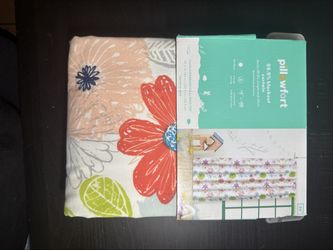 Pillowfort Blackout Curtain Panels 42x84 Floral Print Set of 2