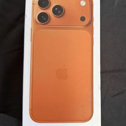 iPhone 17 Pro Max 256GB (Cosmo Orange)
