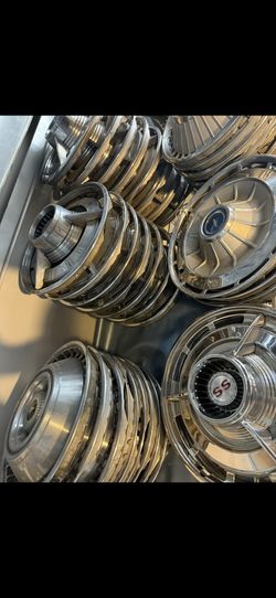 Chevy Impala Hubcaps 