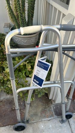 Adult walker