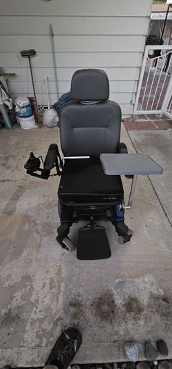 Electric Wheelchair