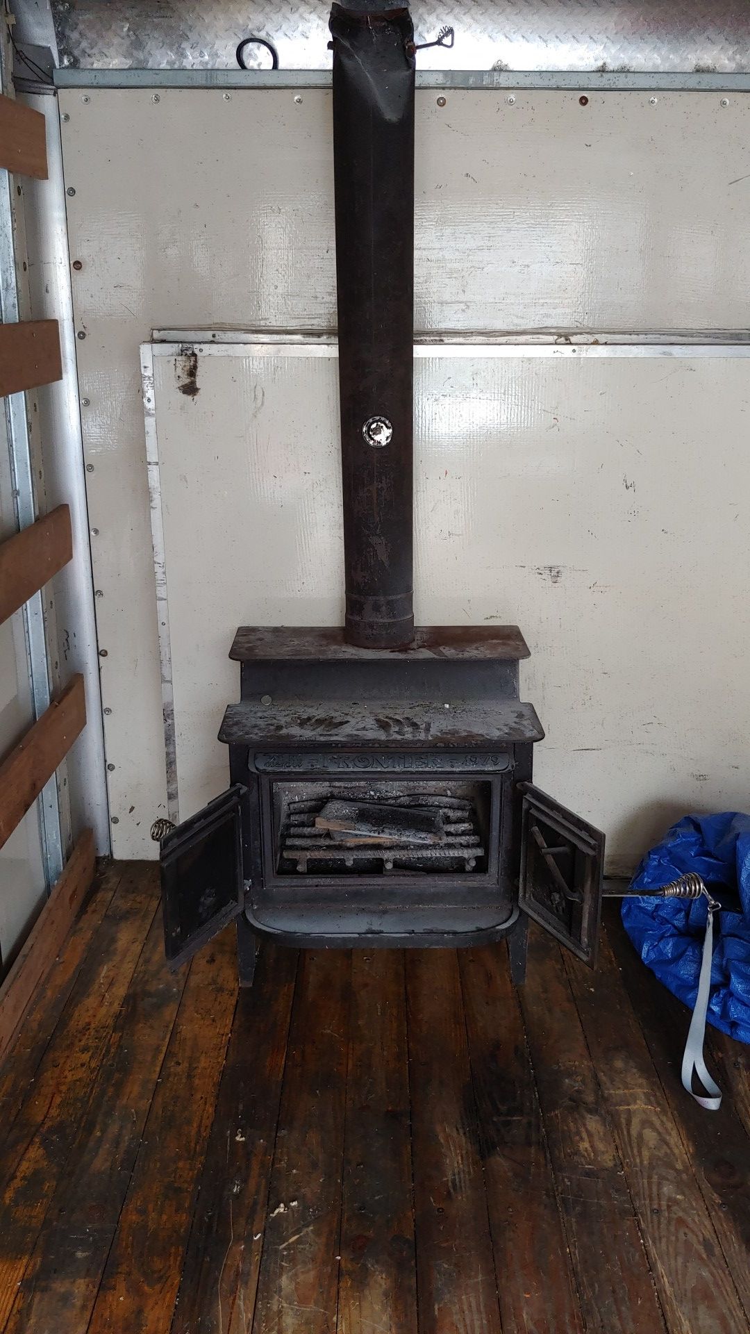 Wood stove 1979 Frontier for Sale in Kent, WA - OfferUp