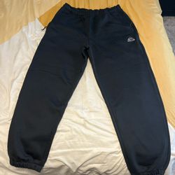 Nike ACG Thermal Sweatpants Black Large 50