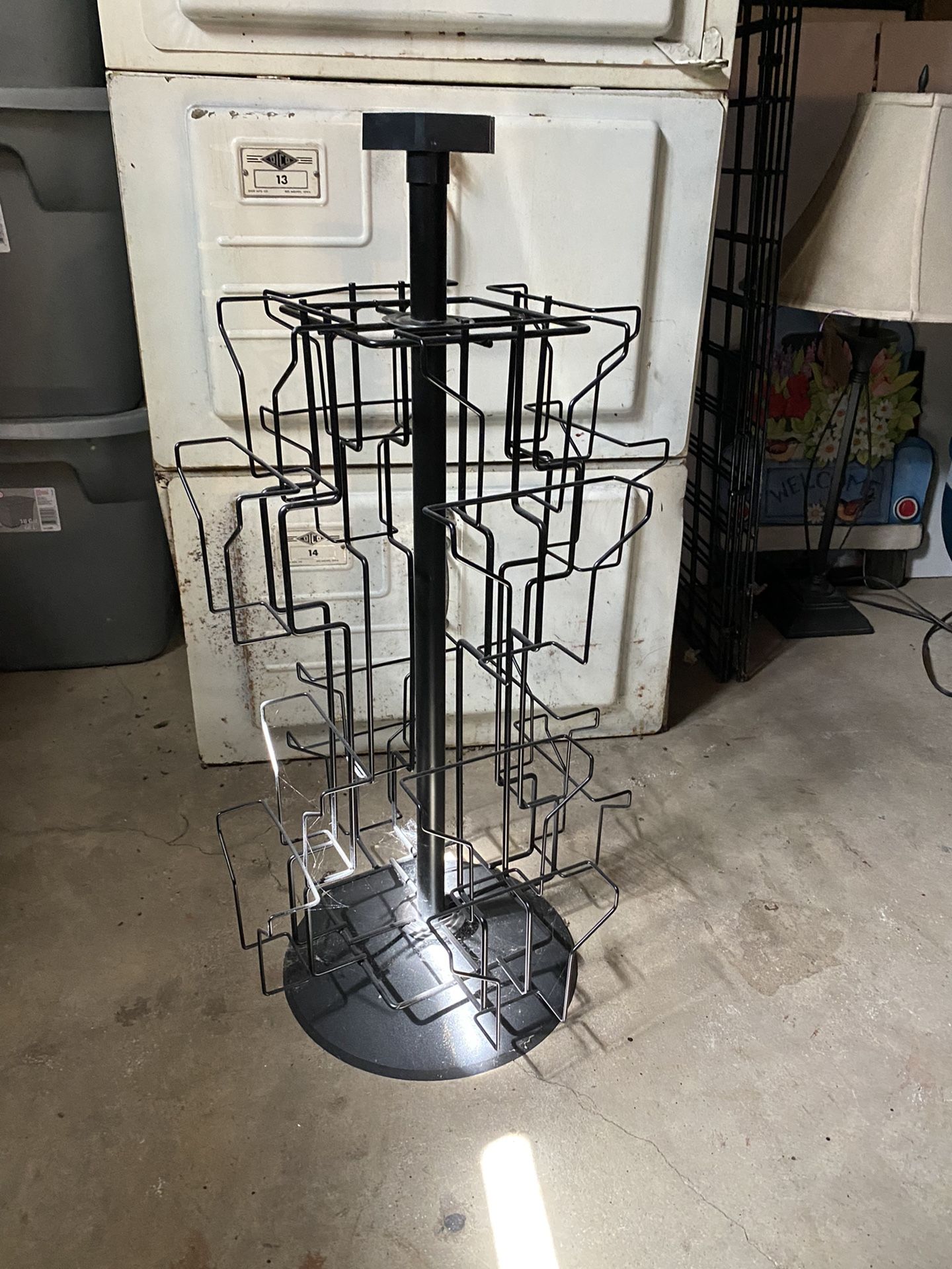 Counter Rotating Card Display with Sign Clip