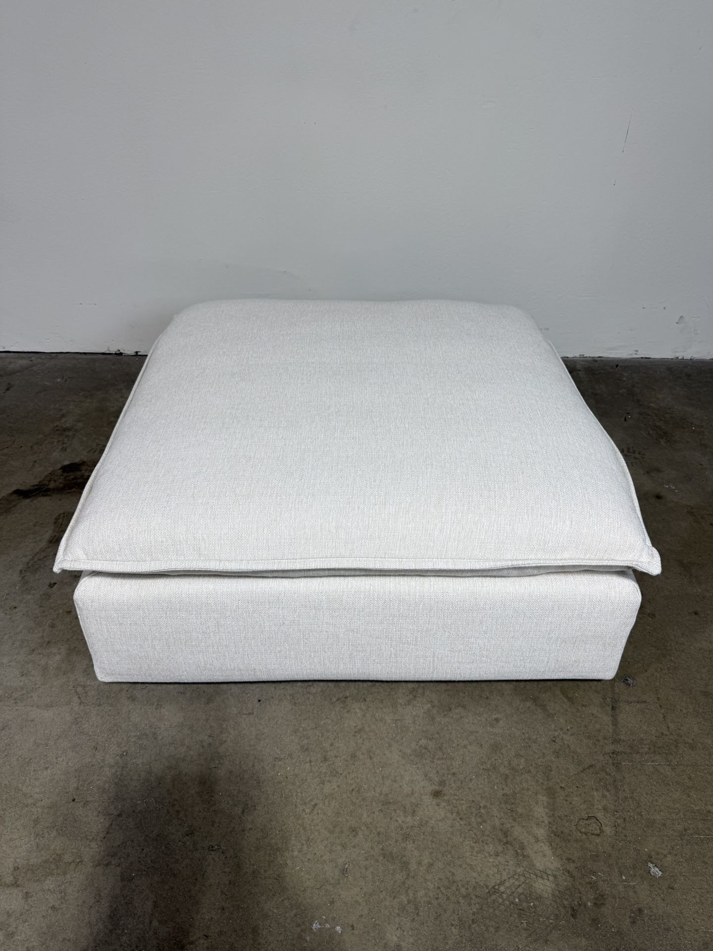 Sundays Chill Time Ottoman (Birch Color)