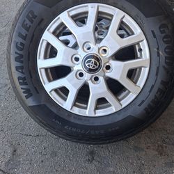 Good Year Size 245/70R17 Brand new tires and rims for Toyota Tacomas