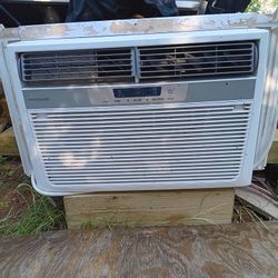 10.000 Btu A/c With Heater