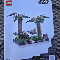 LEGO Star Wars: Endor Speeder Chase Diorama 