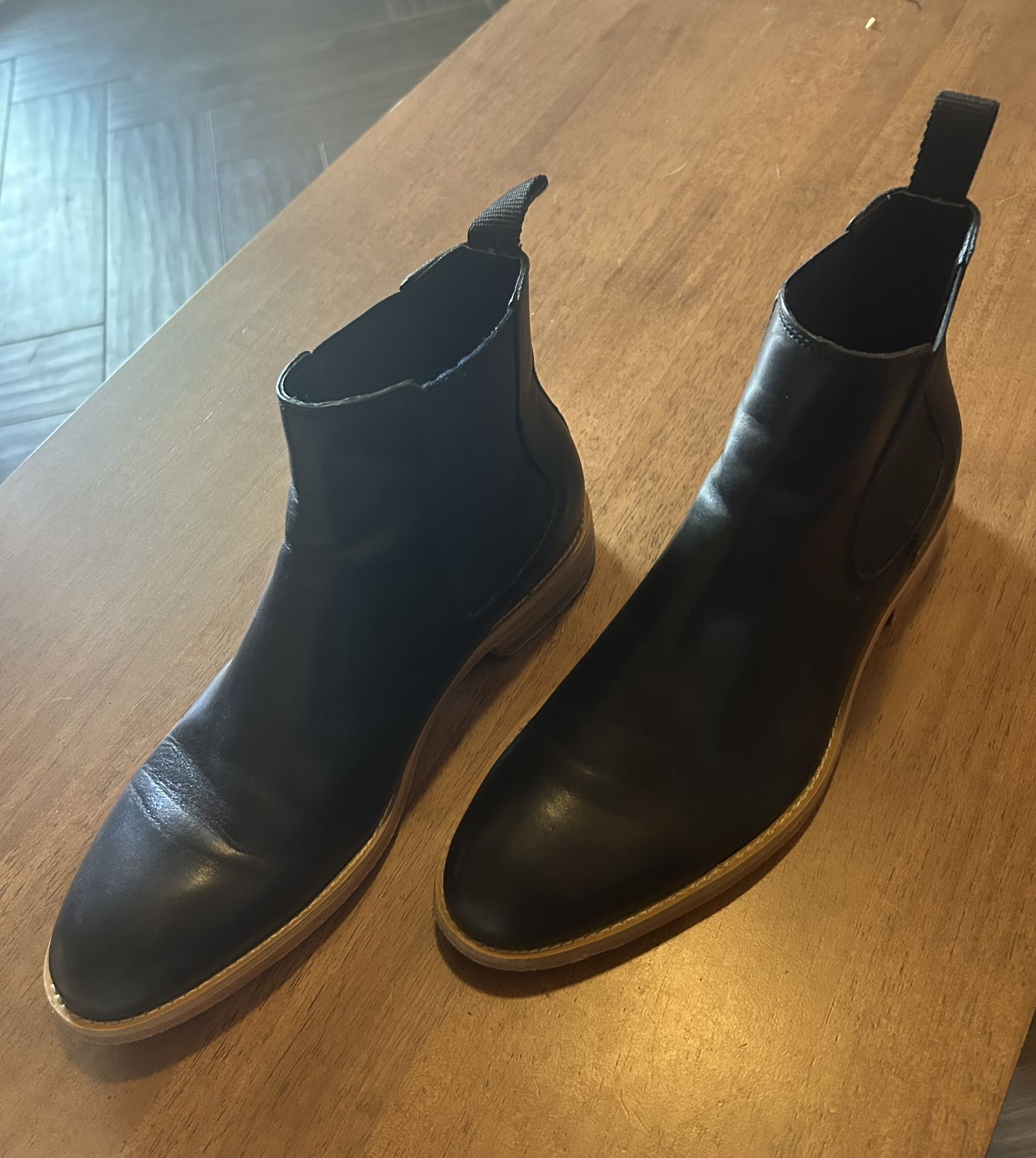 Black Leather Chelsea Boots (Size 9)