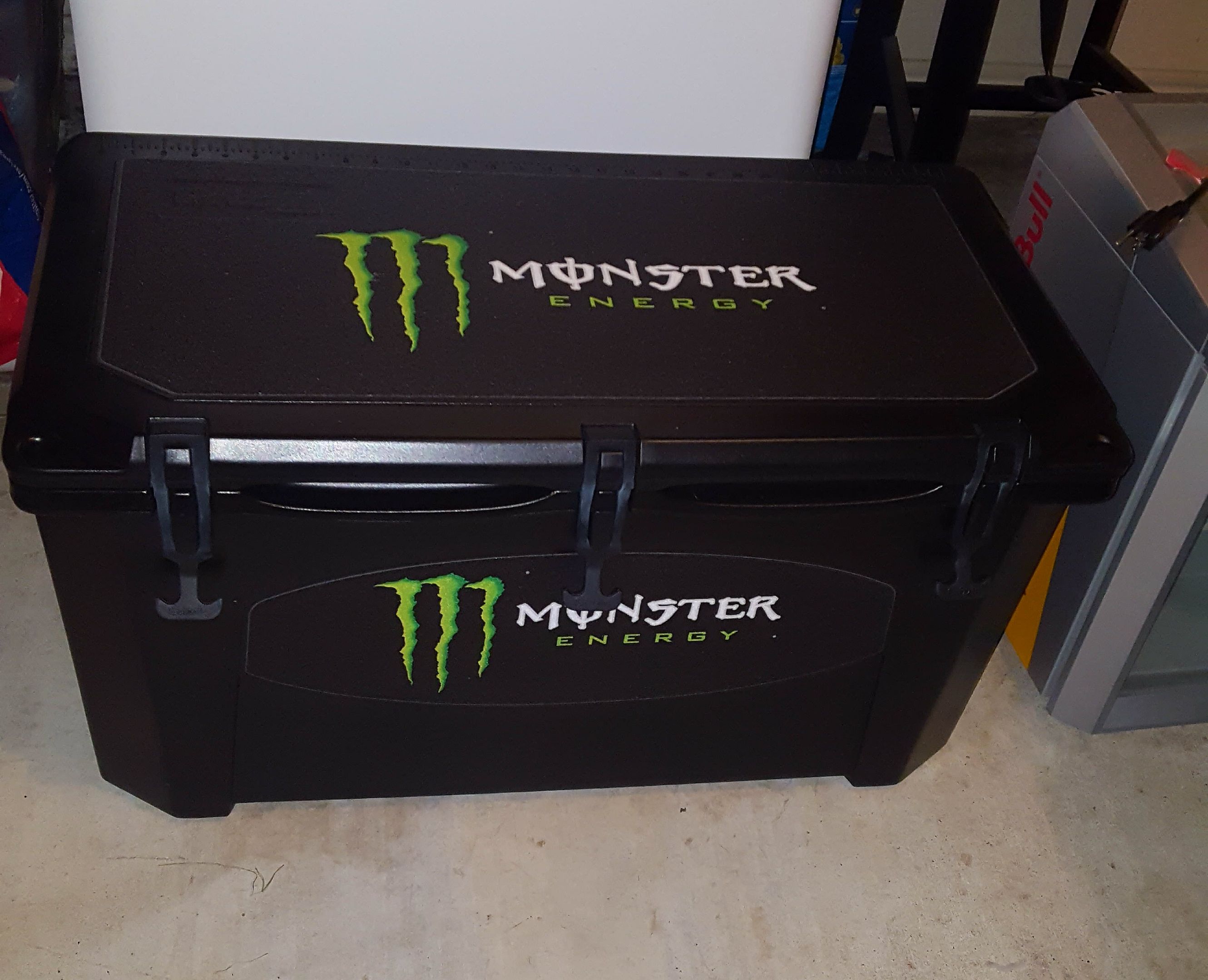 Grizzle 75 Monster Energy Cooler