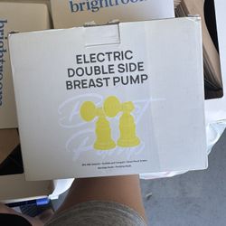  New Sealed Breast Pump 