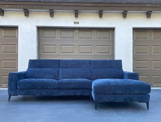 🛋️ Couch/Sofa Sectional - Microfiber - Delivery Available 🚛