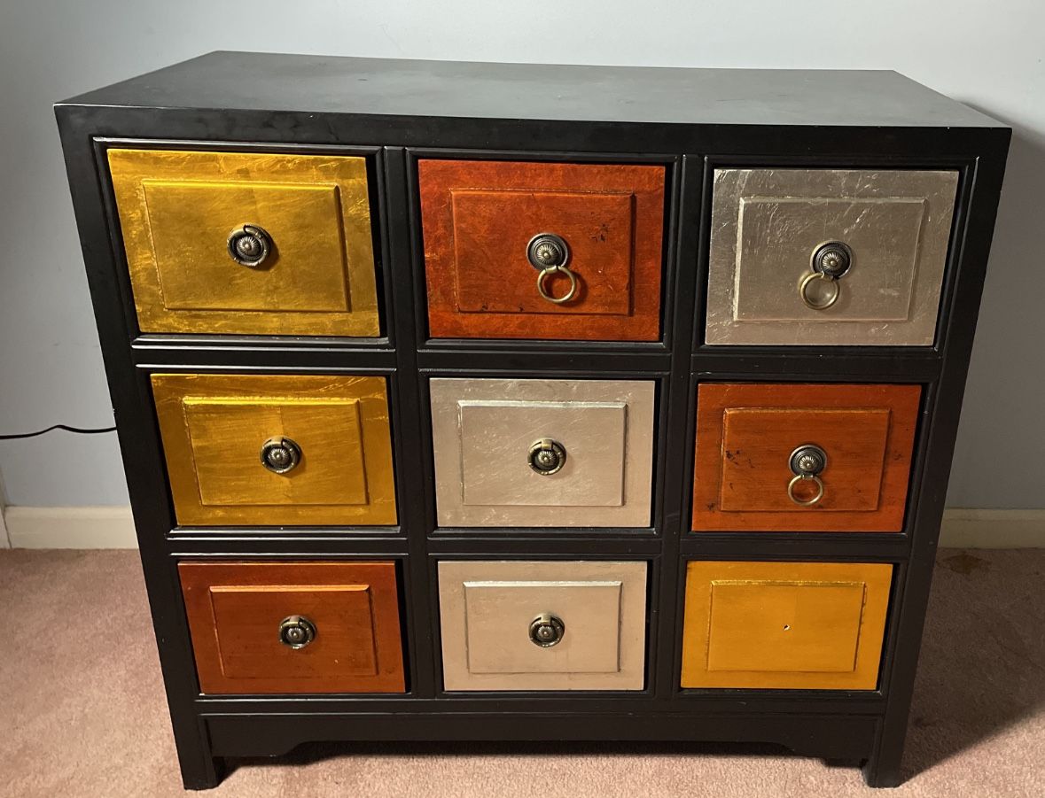 Used: Raymour & Flanigan 9-Drawer Chest – Excellent Storage!