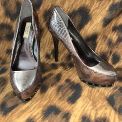 Vera Wang Heels 