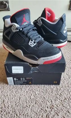 Air Jordan 4 Bred