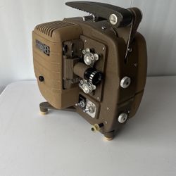 Sekonic 8 Projector With Case