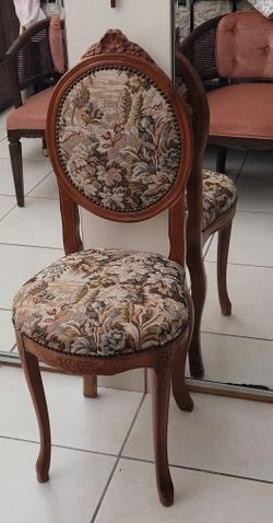 Vintage Carved Walnut Balloon Parlor Chair Early Louis XV Style Tapestry
