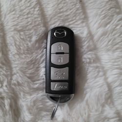 

2014 2015 2016 2017 2018 Mazda 6 Smart Remote Car Key Fob WAZSKE13D01 OEM 
