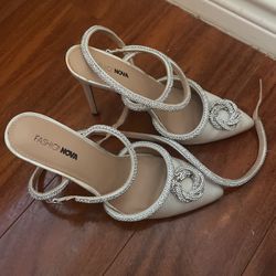 Shimmer Silver Heels 
