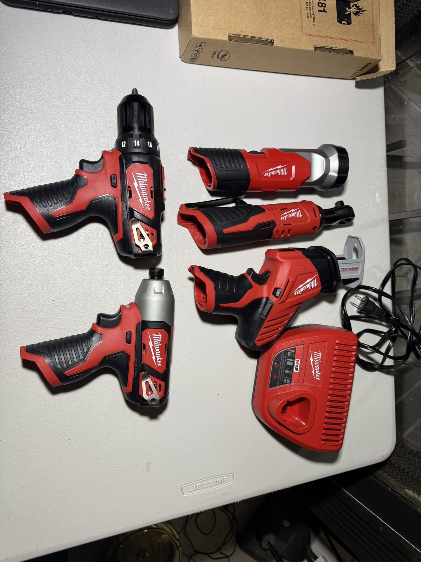 Milwaukee M12