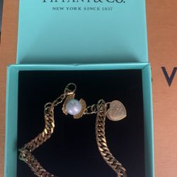 Fashion bracelet