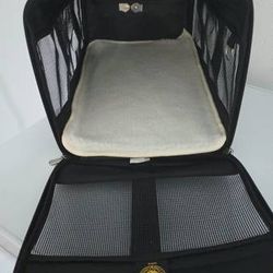 Soft Sided Dog & Cat Carrier Airline Approved Sherpa Deluxe Black New - $45 (Harahan)