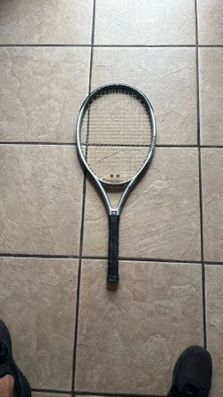 Tennis Raquet 